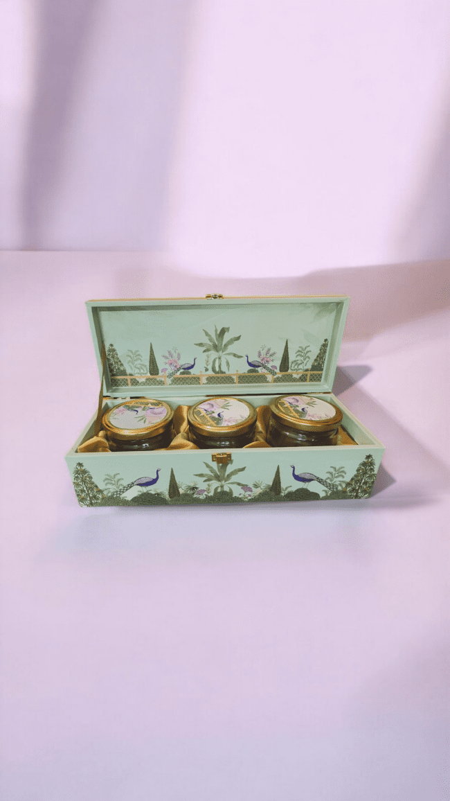 Herbs & Heaven – A Regal Delight ( Box of 3 Jar : 250gm/Jar)